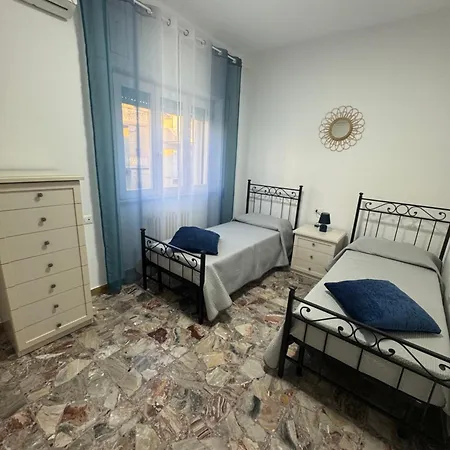 Lory * Σαν Μπενεντέτο ντελ Τρόντο